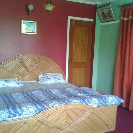 Asif Guest House Srinagar  Phòng bức ảnh