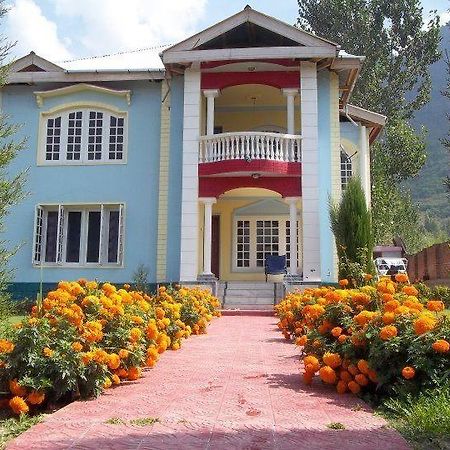 Asif Guest House Srinagar  Ngoại thất bức ảnh